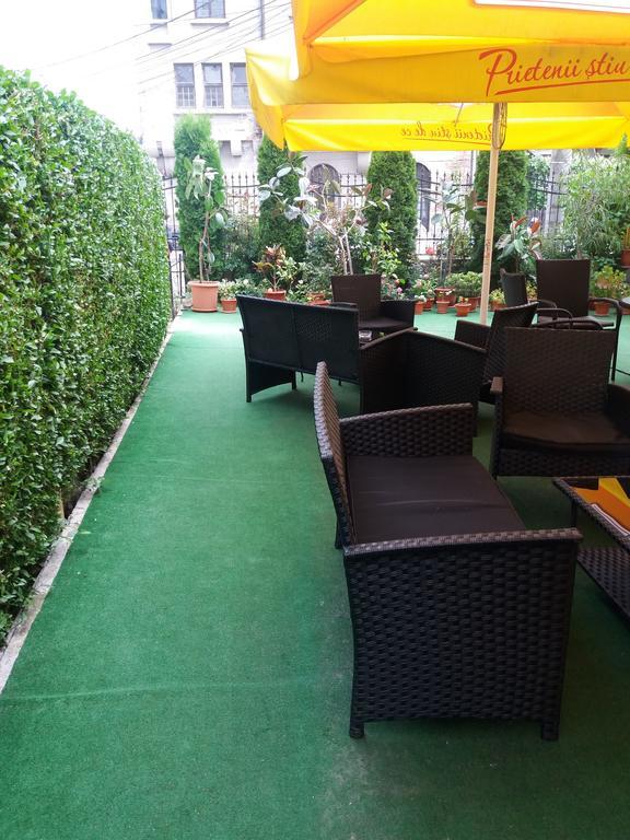 Casa Ariana Hotel คูร์ตา เด อาร์เจช ภายนอก รูปภาพ