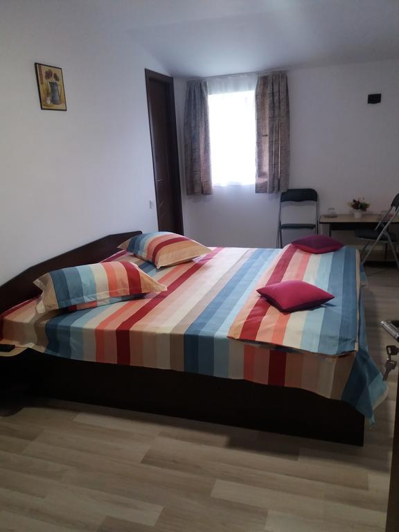 Casa Ariana Hotel คูร์ตา เด อาร์เจช ภายนอก รูปภาพ