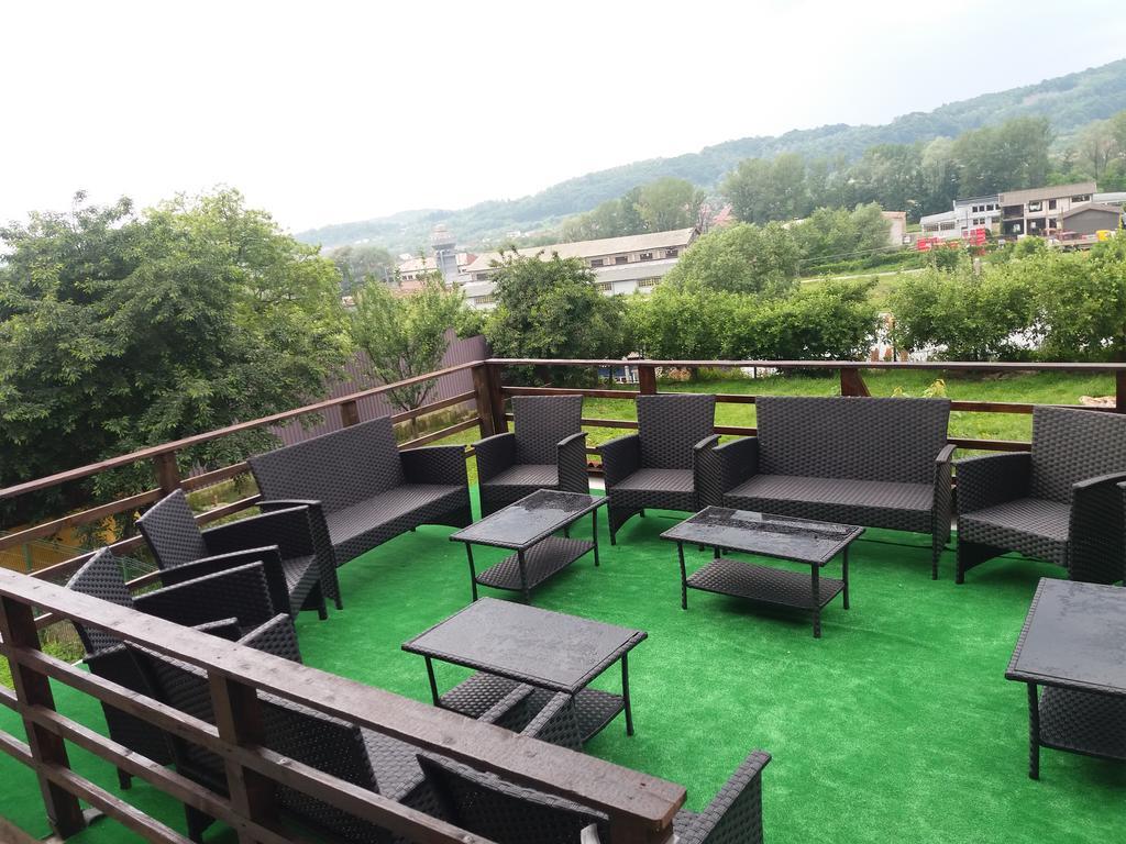 Casa Ariana Hotel คูร์ตา เด อาร์เจช ภายนอก รูปภาพ