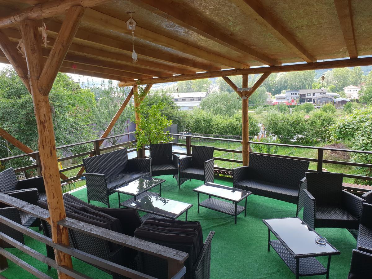 Casa Ariana Hotel คูร์ตา เด อาร์เจช ภายนอก รูปภาพ