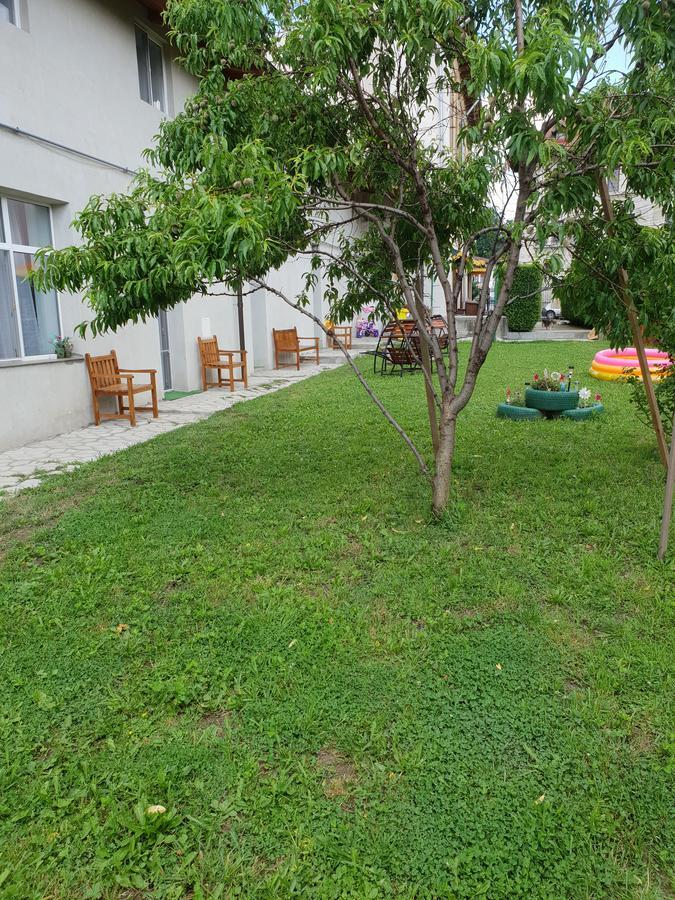 Casa Ariana Hotel คูร์ตา เด อาร์เจช ภายนอก รูปภาพ